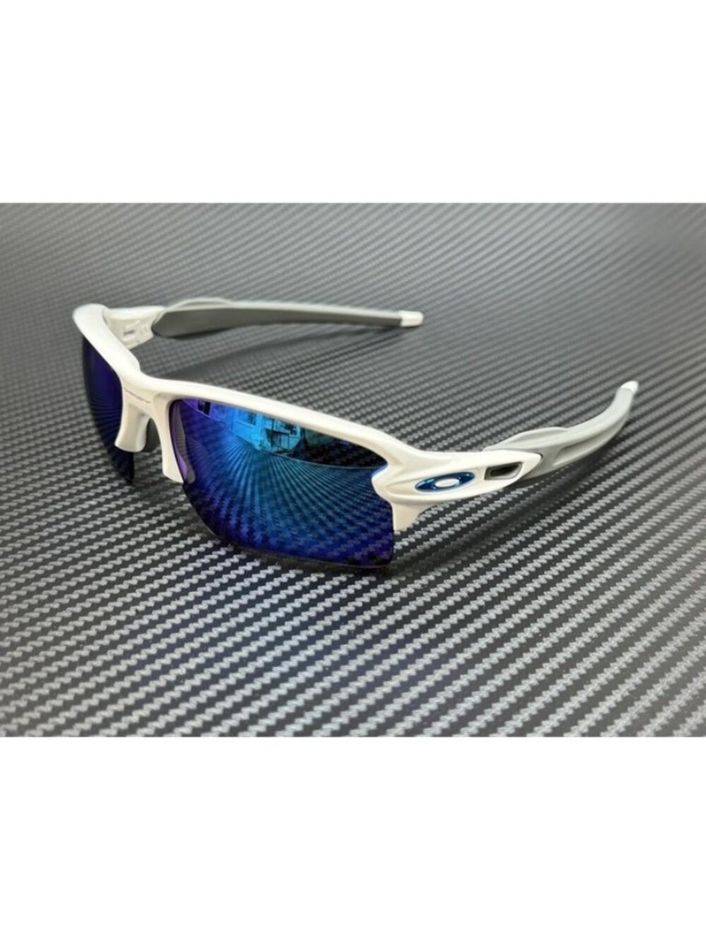 New Oakley Men  Sunglasses --